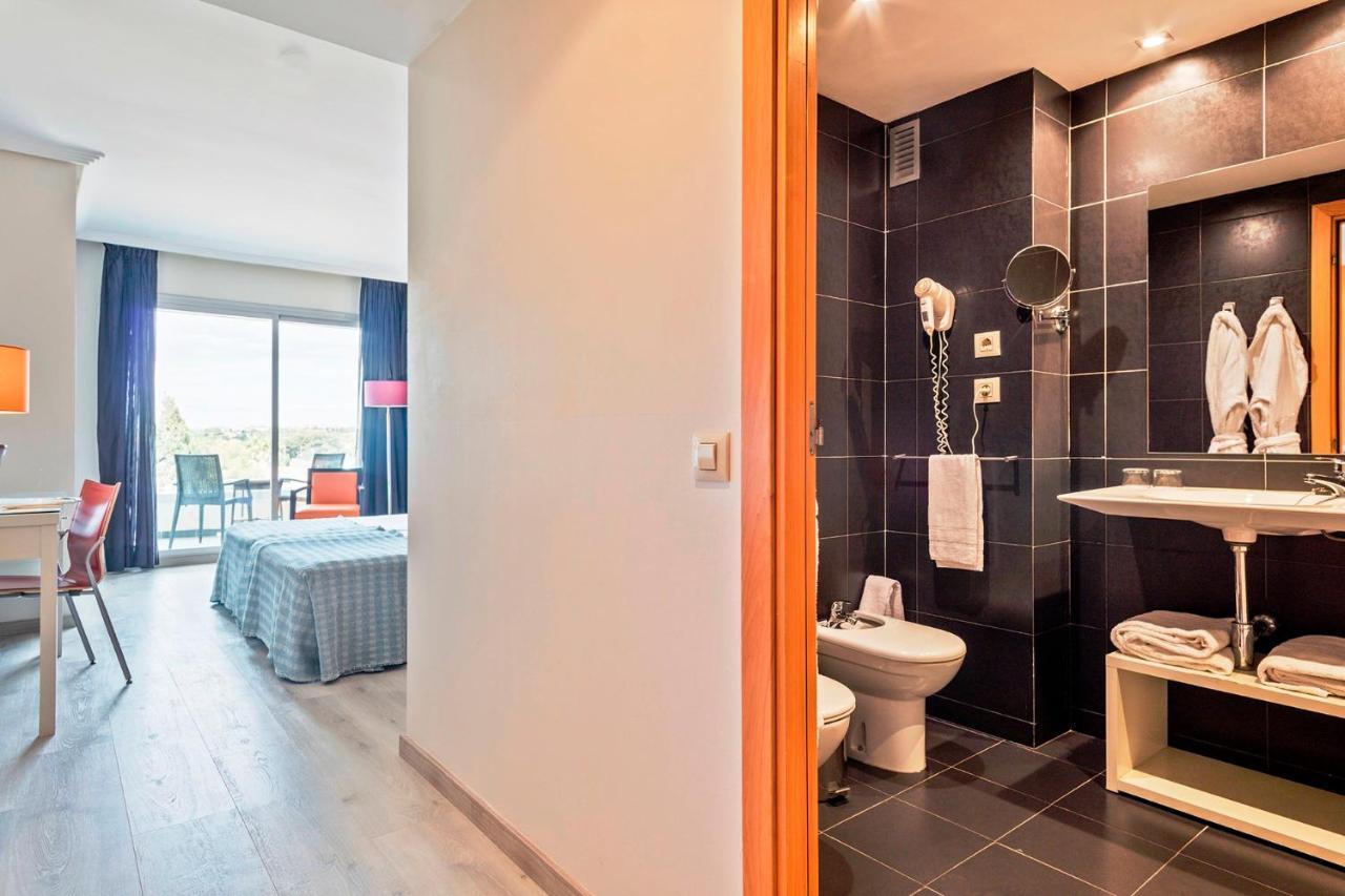 Hotel Balneario Playa De Comarruga (Adults Only) Exteriör bild