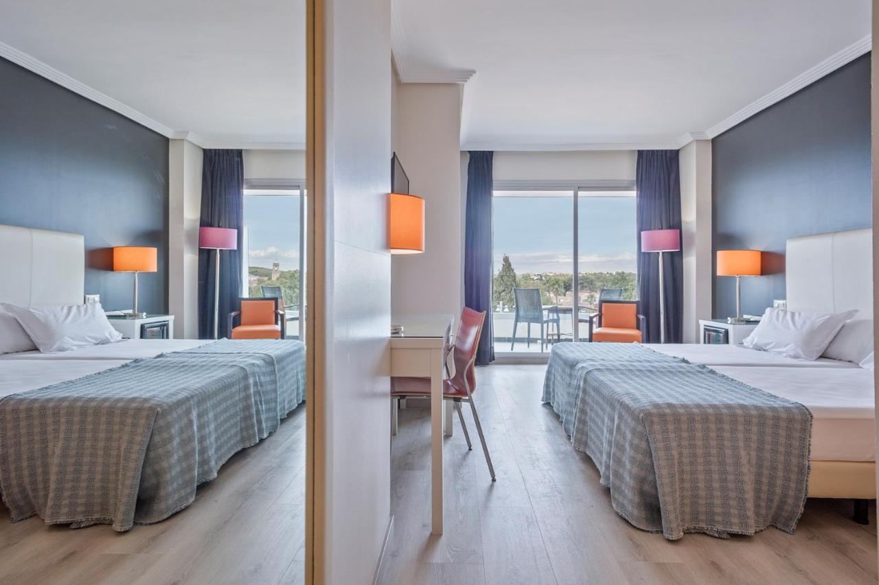 Hotel Balneario Playa De Comarruga (Adults Only) Exteriör bild