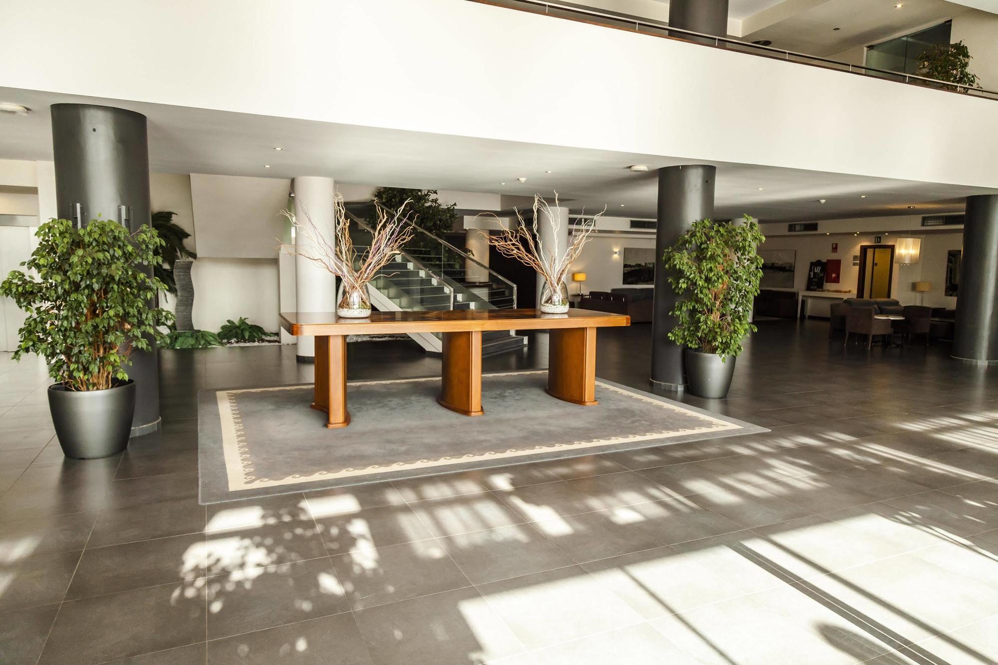 Hotel Balneario Playa De Comarruga (Adults Only) Exteriör bild